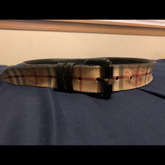Burberry belt - Picture 7 of 7
